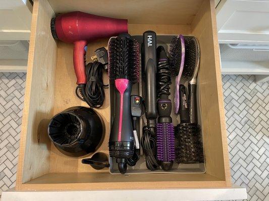 One of my bathroom drawers organized