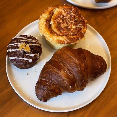 Gingerbread Muffin, Croissant, Kimchi Bun