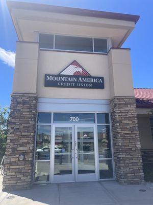 Mountain America Credit Union at Los Altos Pky in Sparks.