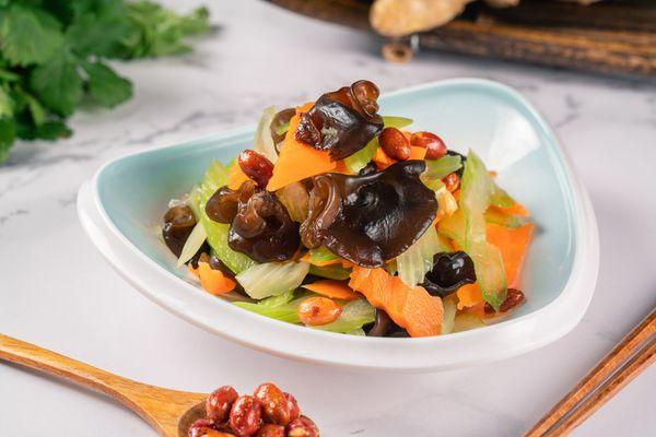 Celery, fungus, carrots & peanuts Salad