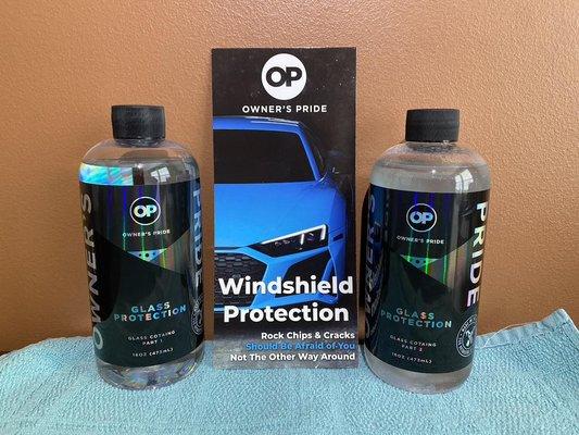 Windshield coating to help prevent rock chips and cracks !  Upto a 5 yr Glass warranty available.