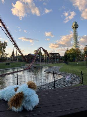 The splashdown on Diamondback is really cool to watch.