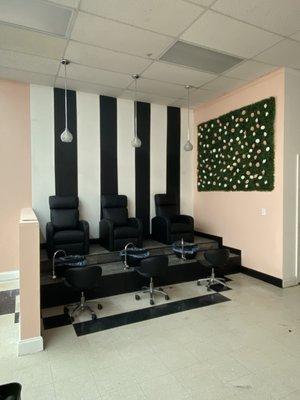 Pedicure stations