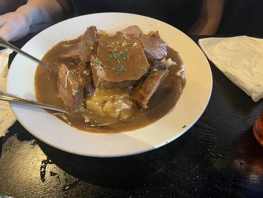 Pot roast with mashed and gravy