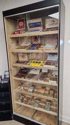 Cigar cabinet