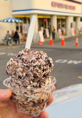 Small Football Frenzy - Vanilla w/ fudge swirl, cookie dough, & chocolate covered caramel footballs.