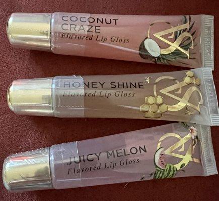 Lip gloss - buy 2 get 1 FREE