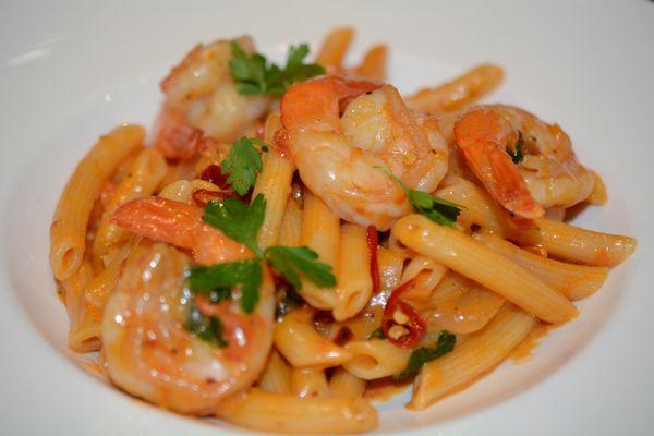 Penne with shrimp and shallots