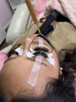 Volume lash extensions