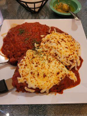 Chicken parm. Phenomenal!