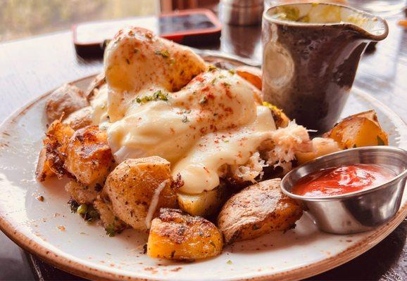 Crab Benedict