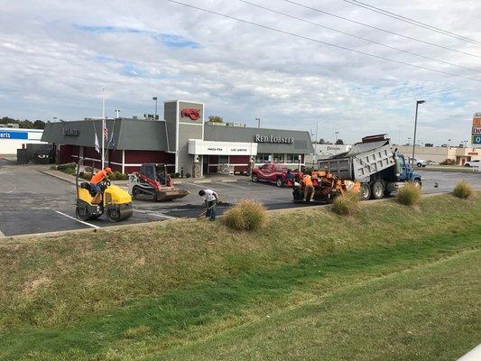 Red lobster paving