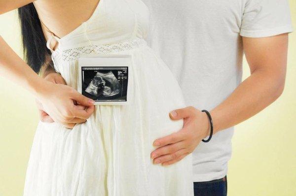 8 Week DNA Testing Gender or 13 Week Gender Reveal Ultrasounds