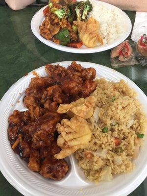 Lunch orange chicken and garlic chicken