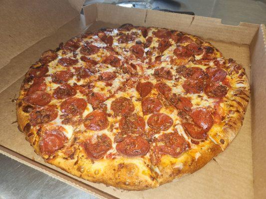 Large pepperoni and bacon