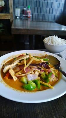 Chicken red curry