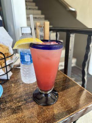 Strawberry lemonade