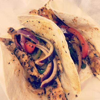 Chicken fajita tacos till 3am at PR'S Saloon!!!!