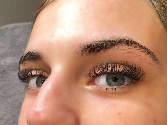 Classic eyelash extensions