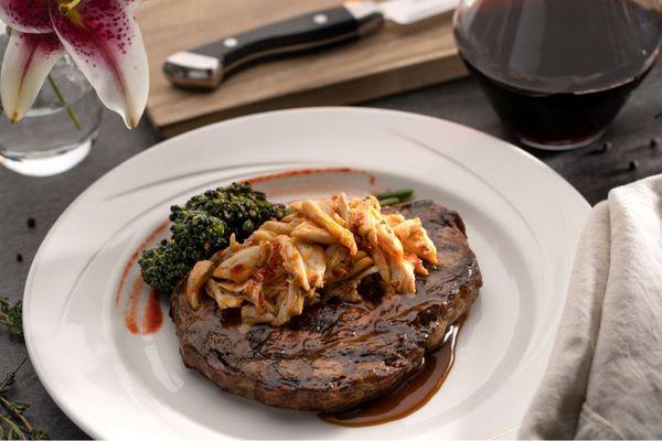 Maryland Ribeye, Herbed Butter Lump Crab with Grilled Broccolini.