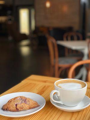 Scone & latte