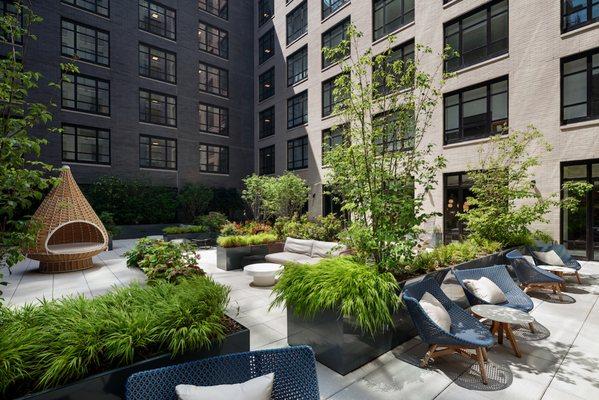 Hoyt & Horn Brooklyn |  Community Lounge Areas