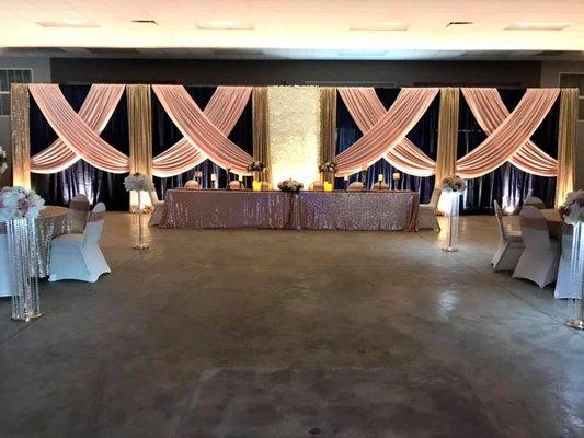 Navy blue and rose gold head table