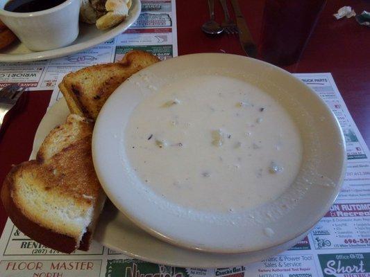 Bowl fish chowder and grill cheese. Today's special$6.50..Excellent