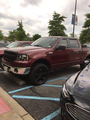 Big Al's added a leveling Kit so Awesome. Thank You David and all the Guys.