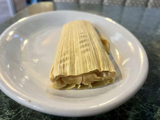 Tamal in salsa verde