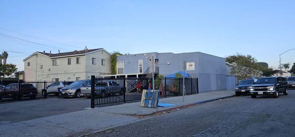 Entrance to pool and parking