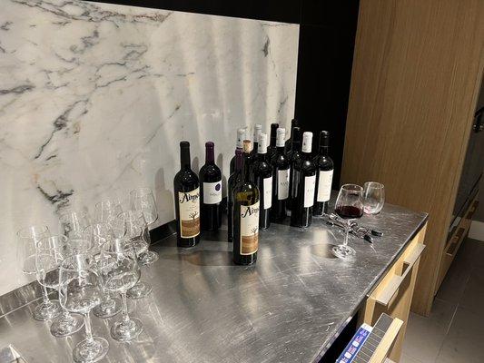 Wine station