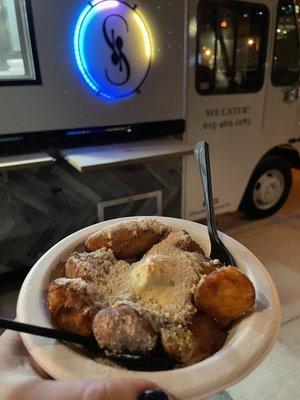 Banana pudding beignets