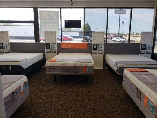 Levitz Mattress Company Plano interior