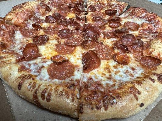 Pepperoni Magnifico Pizza  Large