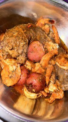 Shrimp , turkey neck & potatoes