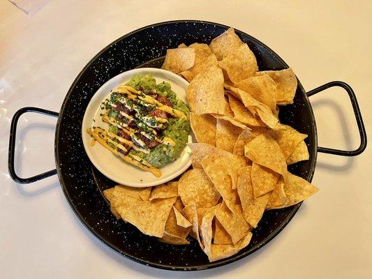 Chips & Guac!  They put grilled Tuna in the Guac.