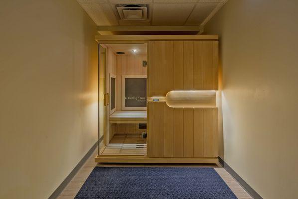 Enjoy a 20 or 40-minute Sunlighten sauna session