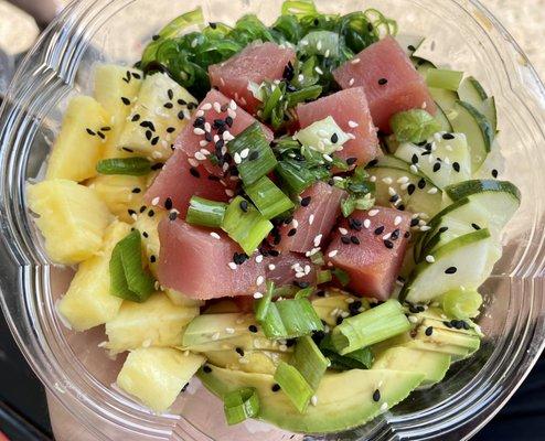 Yellowfin poke bowl