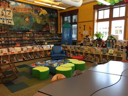 User friendly browsing bins for picture books, organized by themes.