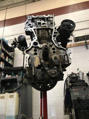 Removing and Replacing cylinder head gasket and timing chain system