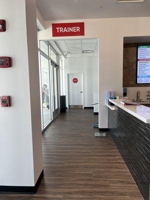 Trainer hallway