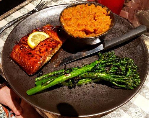 Pan-seared Salmon at Boil Shack Colonie