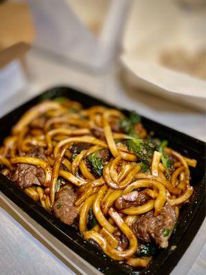 short rib dan mein noodles