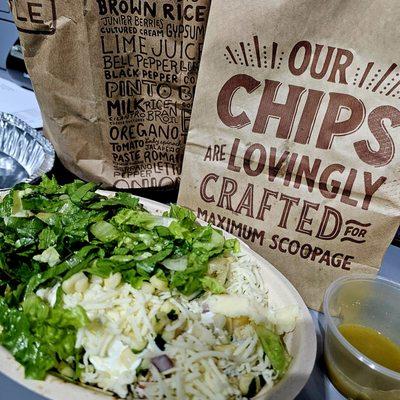 Chicken Bowl & Chips