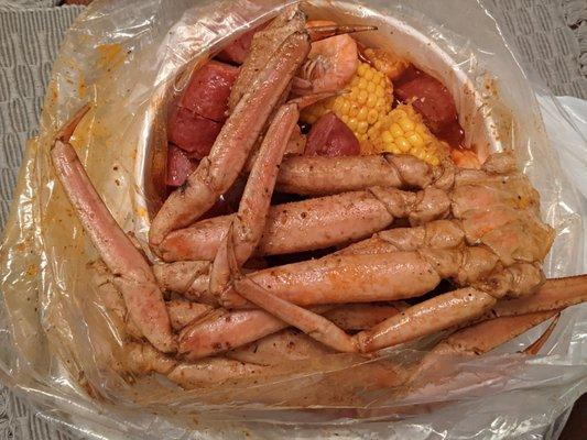 Snow Crabs, Sausage, potatoes, Corn on the cob, Shrimp