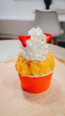 Mango bingsu