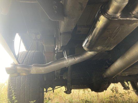 Dual pipe to muffler with dual tip exhaust sounds amazing.