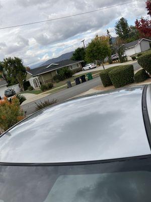 This is the roof.  This is the best picture I can get since it's a cloudy day.  Unfortunately, the picture has a reflection of the clouds.