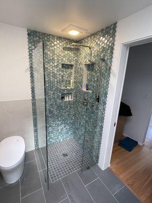 3/8" Heavy Glass Shower Screens